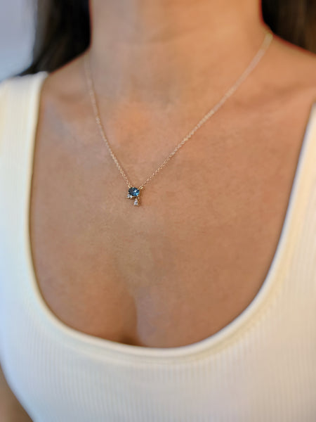 Necklace of raindrop